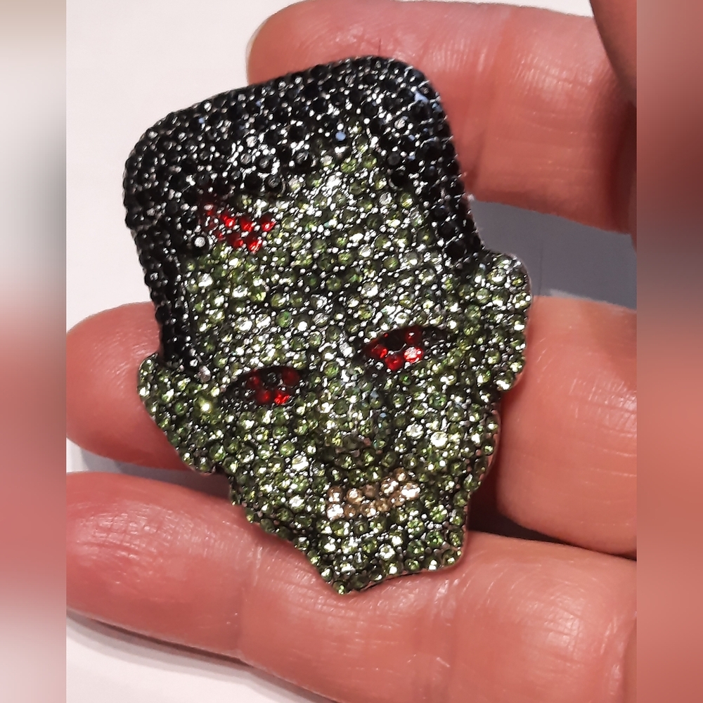 Frankenstein Rhinestone Brooch - Picture 4 of 5
